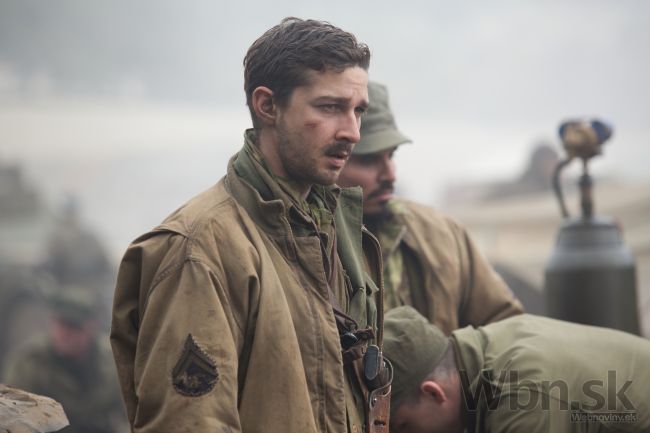 Herec Shia LaBeouf sa zranil, na tele má dvadsať stehov