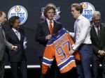 Jednotku draftu NHL brali Oilers, Slováka Černáka získalo LA