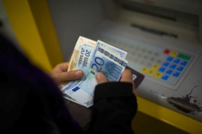 Slovenské banky pozorne sledujú Grécko, sťažnosti neevidujú