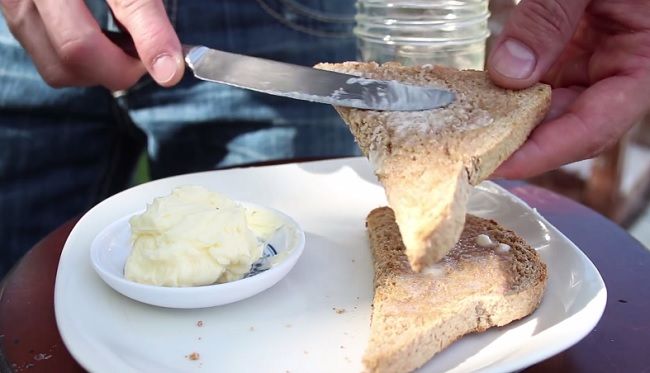 Video: Ako si vyrobiť maslo