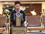 Video: Cestovanie s týmto kufrom bude omnoho luxusnejšie