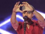 Enrique Iglesias má problém, spevák pôjde pred súd