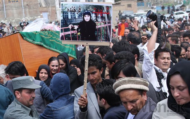 Afganci dobili mladú ženu, súd im zrušil trest smrti