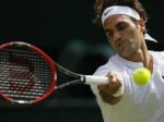 Video: Federer vykúzlil strhujúci úder, Brown porazil Nadala