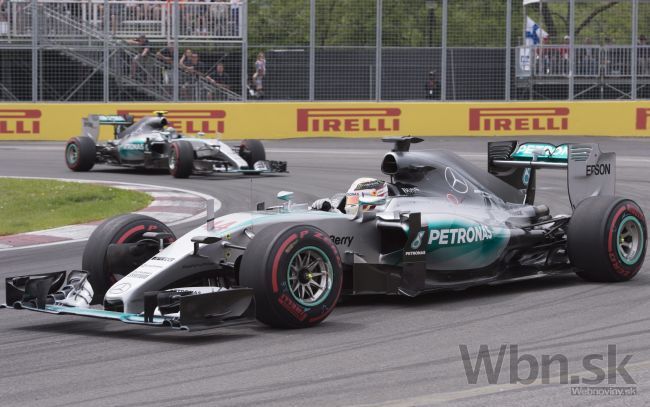 Formulu 1 čakajú prestížne preteky, Hamilton sa chce ukázať