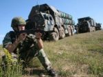 Slovenskí vojaci budú cvičiť v zahraničí, cudzinci u nás