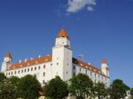 Vláda odklepla Bratislave pôžičku, jej čerpanie je obmedzené