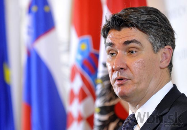 Chorvátsky premiér prosí šéfa UEFA o milosť pre futbalistov