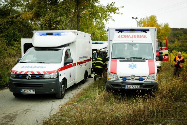 V Bratislave vypadli z okna dve deti, skončili v nemocnici