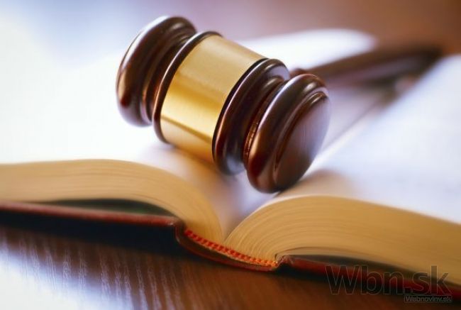 V Rakúsku odsúdili tínedžera, bol v službách islamistov