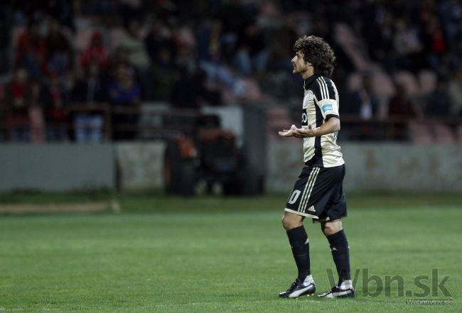 Hviezda FC Valencia Aimar ukončil aktívnu hráčsku kariéru