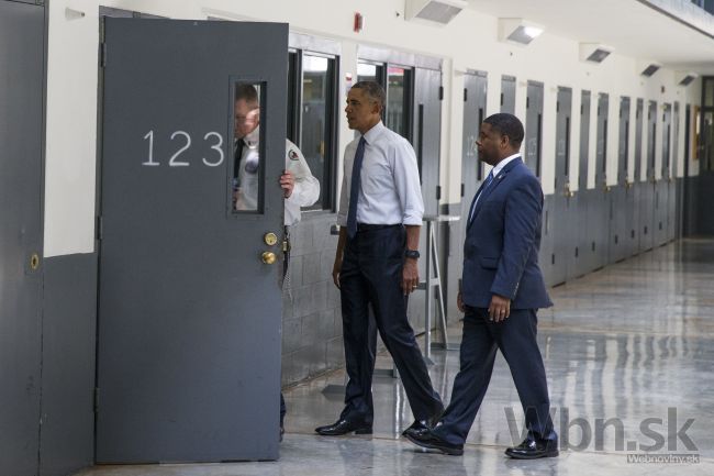 Obama bol prvýkrát vo väzení a dal väzňom sľub