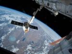 Vesmírnej stanici ISS hrozila zrážka, posádka musela utekať