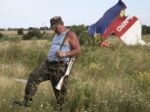 Zostrelenie boeingu odhalilo kamufláž vojny, tvrdí Porošenko