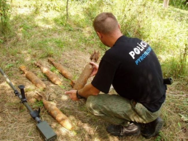 V Karpatoch našli vojnovú delostreleckú strelu ruskej výroby