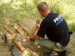V Karpatoch našli vojnovú delostreleckú strelu ruskej výroby