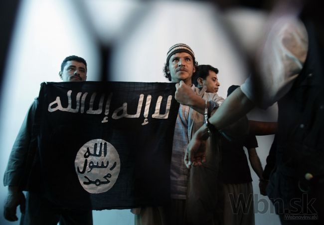 Taliani zatkli dvoch islamistov, plánovali útok na základňu