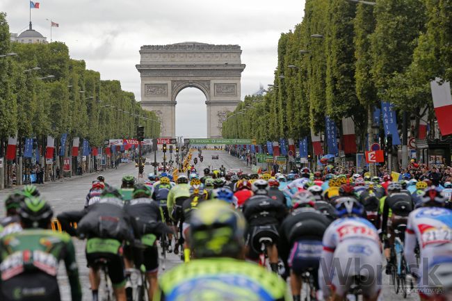 Polícia má narušiteľov Tour de France, šoféroval tínedžer