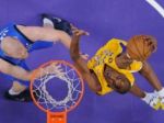 V LA Lakers vznikol pretlak, Kobe Bryant možno zmení post
