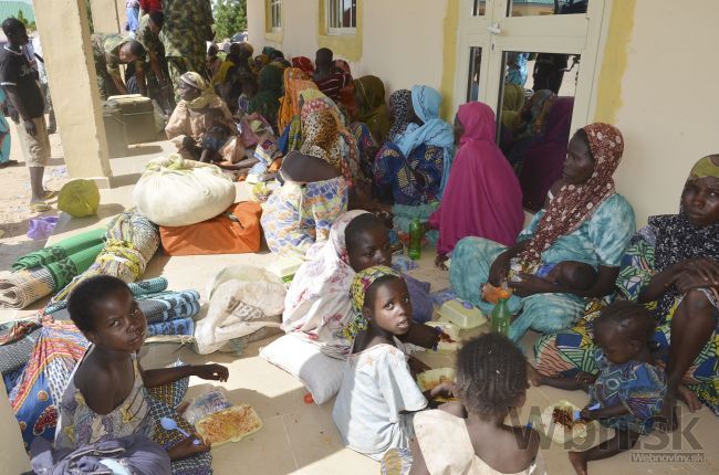 Armáda zachránila zo zajatia Boko Haram desiatky žien a detí