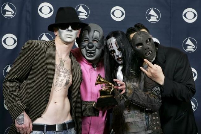 Basgitarista kapely Slipknot skončil v nemocnici