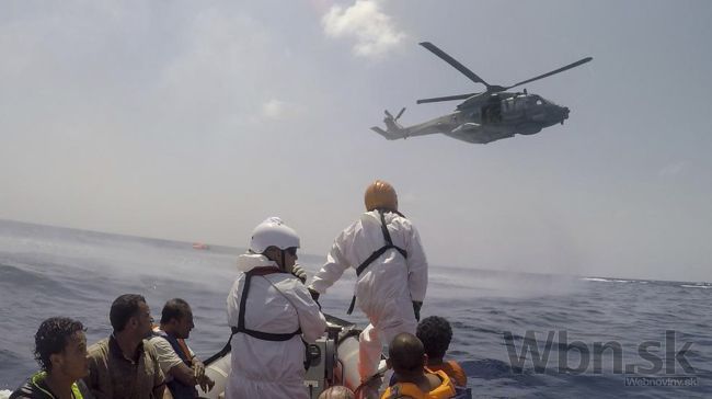 Pri prevrátení lode v Líbyi mohlo zahynúť dvesto migrantov