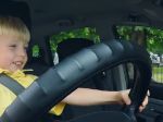 Video: Trojročný taxikár