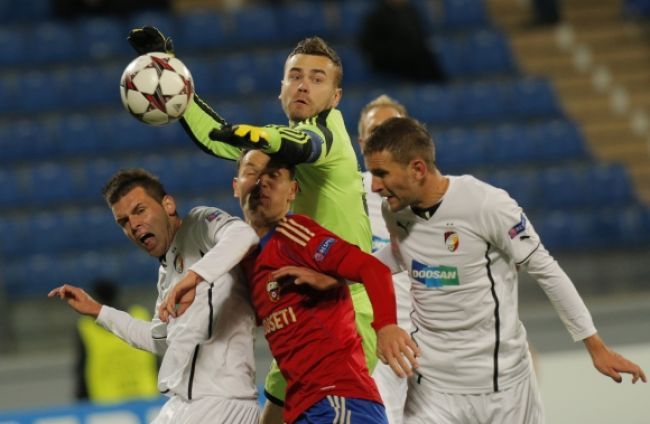 Kvarteto českých klubov postúpilo v EL, pomôžu im Slováci