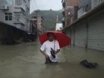 Tajfún Soudelor vyčínal v Číne, evakuovali státisíce ľudí