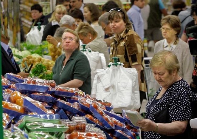 Rusi zničili na Putinov rozkaz stovky ton potravín zo Západu