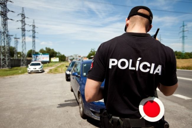 Motoristi šliapnu na brzdy, európske cesty zaplnia policajti