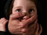 Škótska cirkev sa ospravedlnila za sexuálne zneužívanie detí