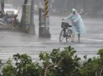 Tajfún Goni zabíja, spôsobil zosuvy pôdy a záplavy