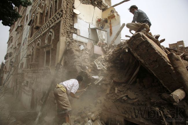 Centrom Adenu otriasol výbuch, podozrivá je al-Káida