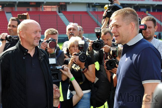 Premiér Fico si pozrel nový štadión v najfutbalovejšom meste