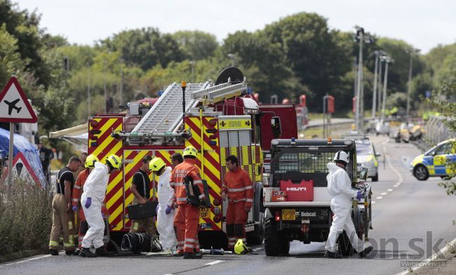 Obetí leteckej šou v Anglicku pribúda, miesto je nebezpečné