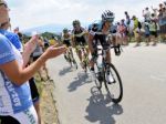 Petra Velitsa vyzliekli z trička, Sagan skončil na zemi
