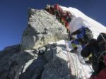 Everest opäť sprístupnili, prvýkrát od aprílovej tragédie