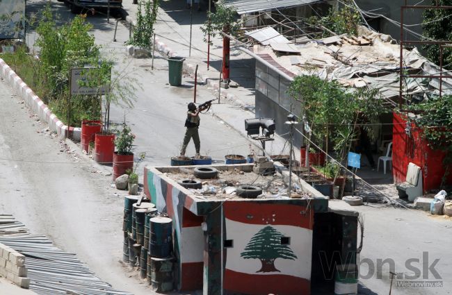 Táborom v Libanone otriasajú ťažké boje medzi Palestínčanmi