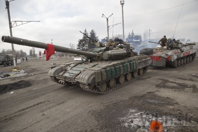 Do Donbasu sa chystajú ďalší ruskí vojaci, Rusi budujú cesty