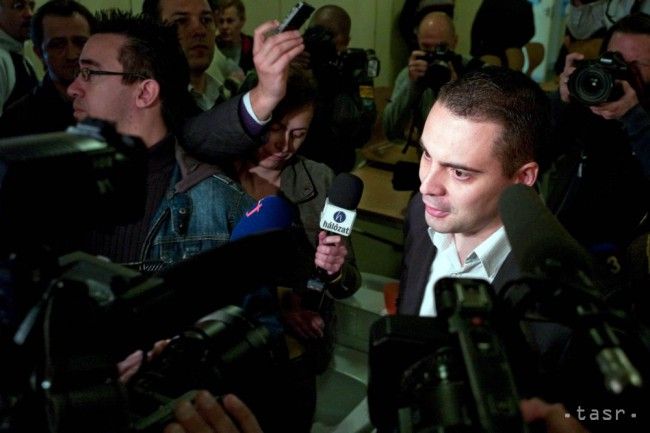 Jobbik navrhne novelu ústavy; chce nasadiť vojakov proti migrantom