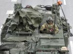 USA upokojujú spojencov, do Poľska pošlú ťažkú výzbroj