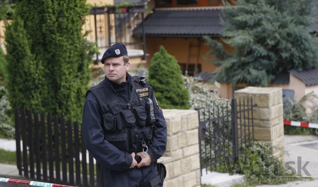 Američan obvinený z vraždy príbuzných je už v Česku