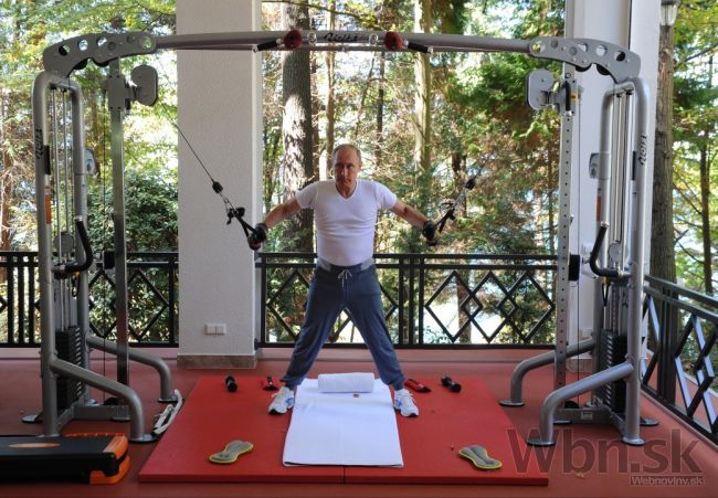 Nielen Fico si dáva do tela, takto maká Putin