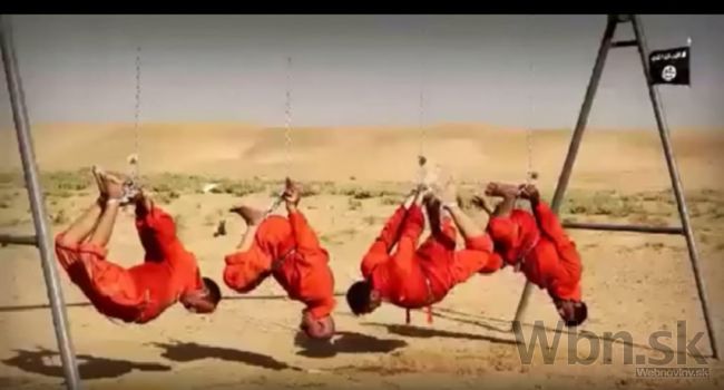 Video: Islamisti zaživa upálili štyroch zajatcov