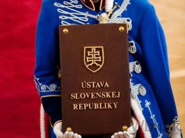 Pred 23 rokmi Slovensko prijalo ústavu, viackrát ju zmenili