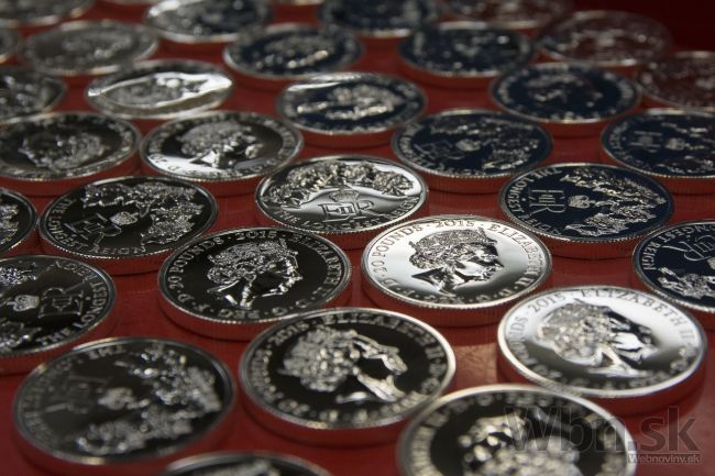 K 63. výročiu panovania Alžbety II. vydajú striebornú mincu
