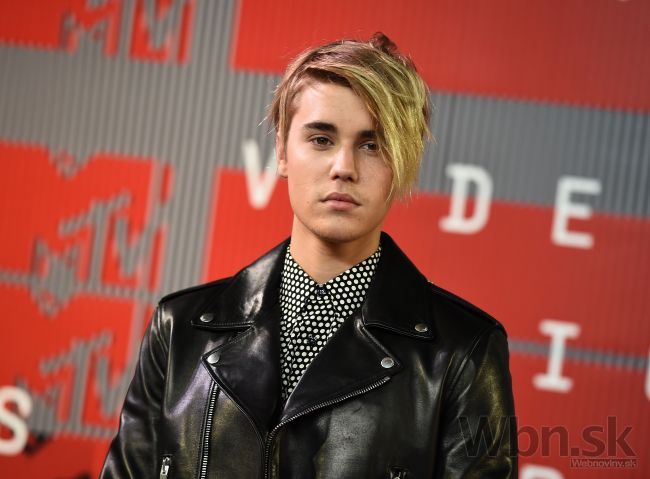 Nový album Justina Biebera bude v predaji už v novembri