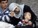 SDKÚ znepokojujú utečenci, treba sa zaujímať o ženy a deti