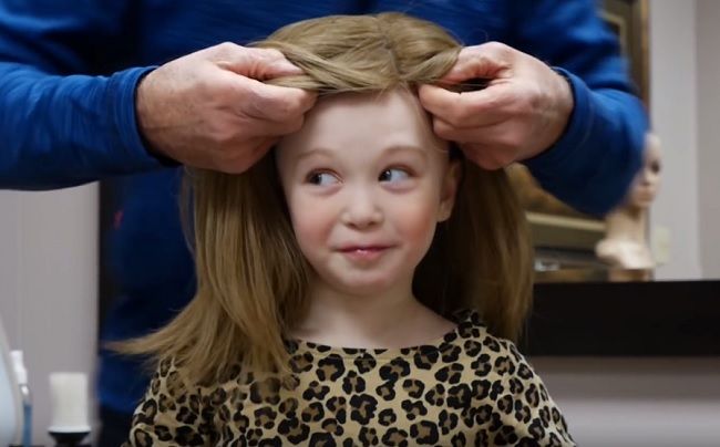 Video: Čo sa stane, keď darujete vlasy
